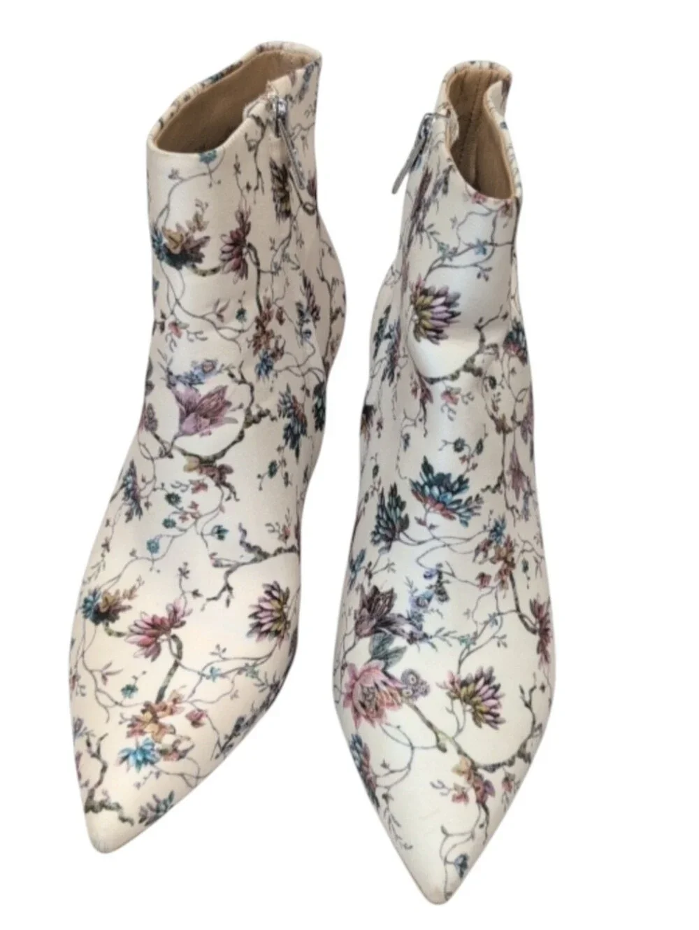 Nicola Bathie x Antonio Melani Floral Booties 7.5